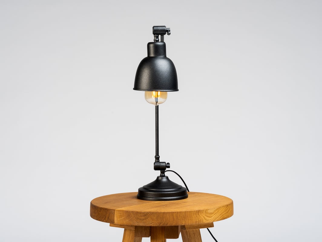 Lampa-biurkowa--FREJA-TABLE---czarny-2.webp