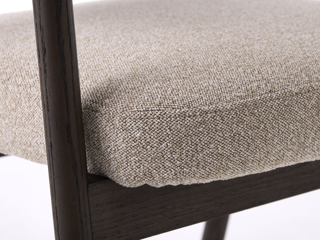 56160201-ELK-CHAIR-SAND_D3.webp