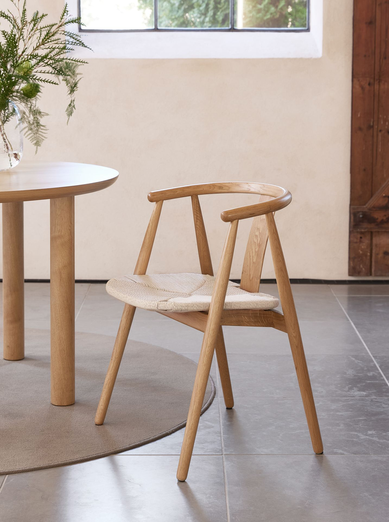 49560000-RELATE-ARMCHAIR-NATURAL_R1.webp