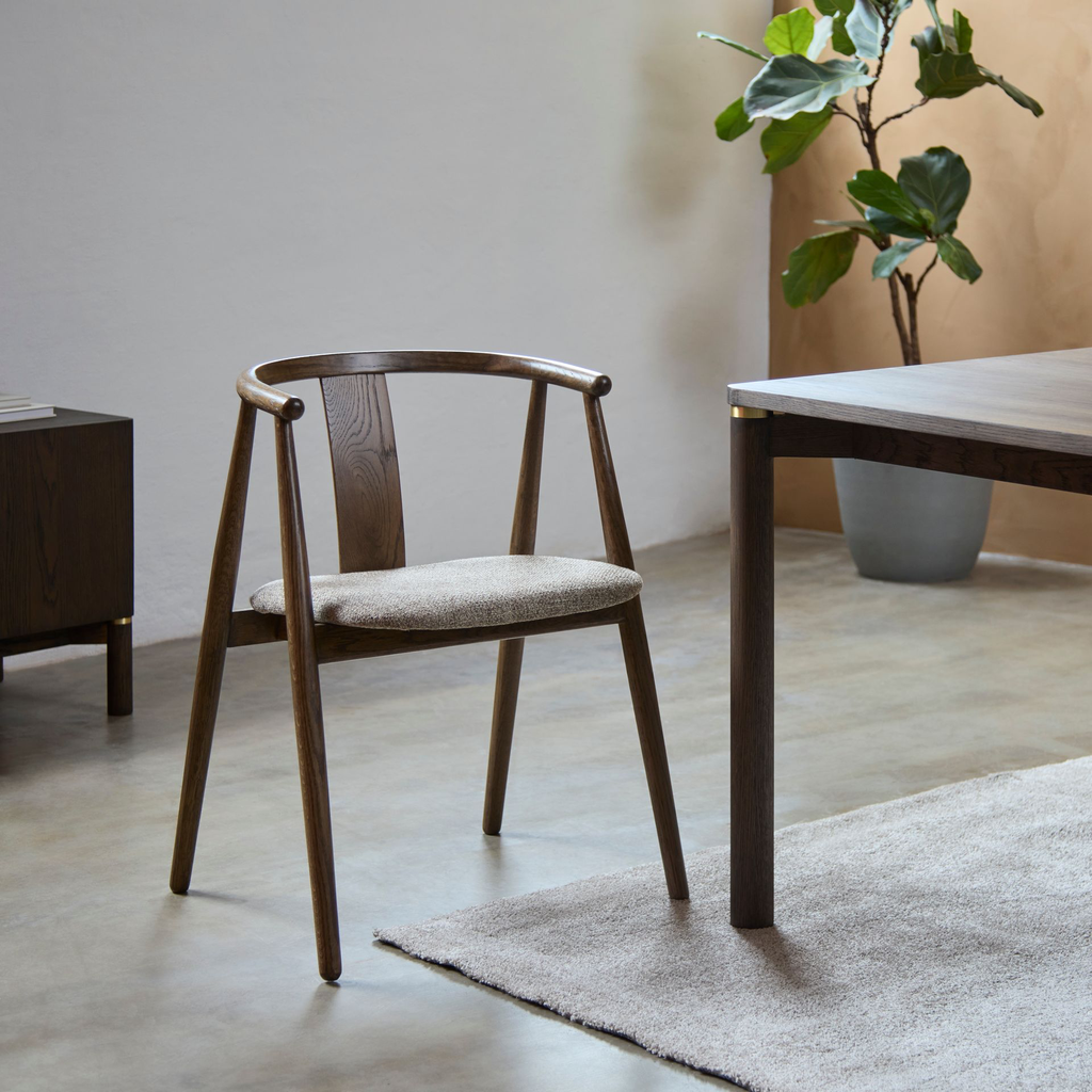 49560082-RELATE-ARMCHAIR-SMOAKED-LATTE_R1.webp