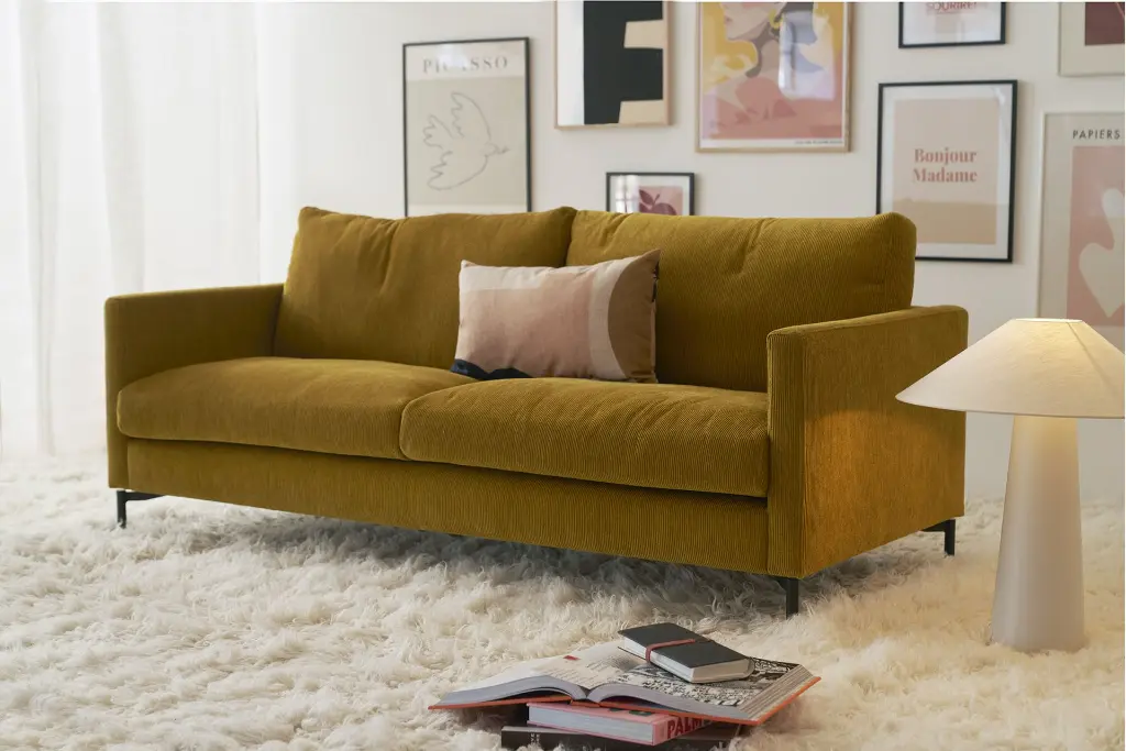 IMPULSE_interior_2,5seater_moss_1_mustard_2.webp