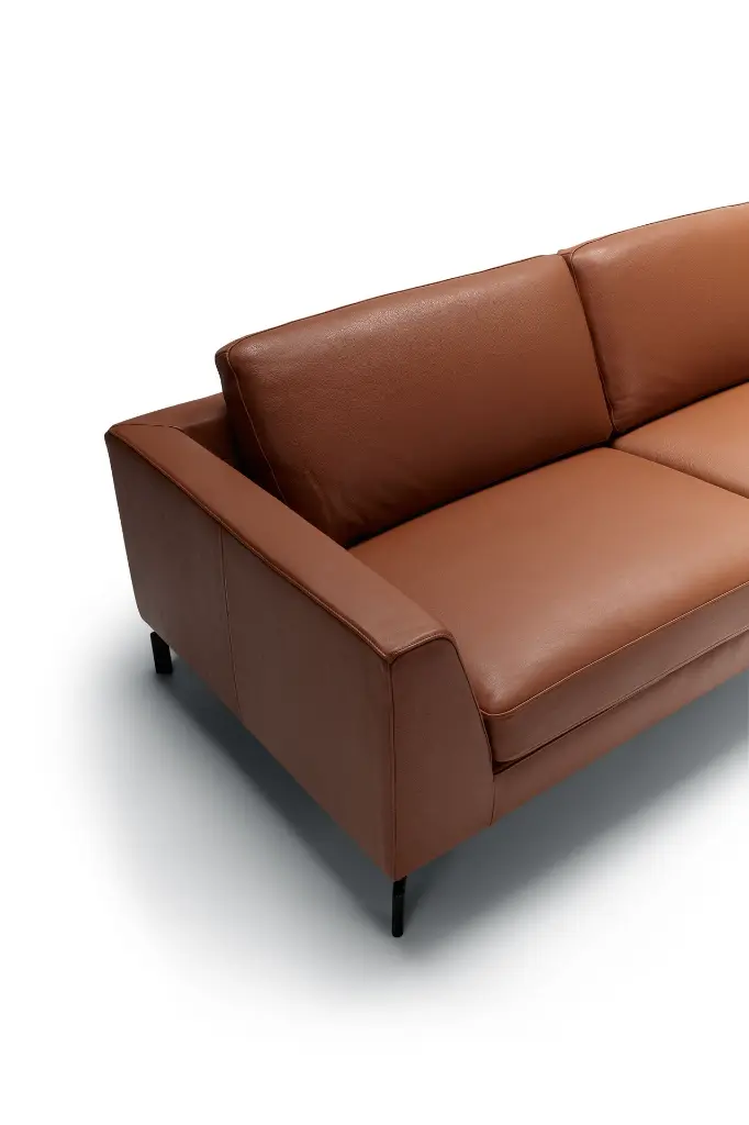 OHIO_3seater_touch_8_cognac_3.webp