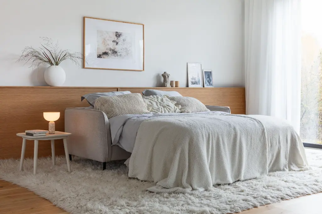LUCY_interior_so4_bed_spicy_2_light_beige_1.webp