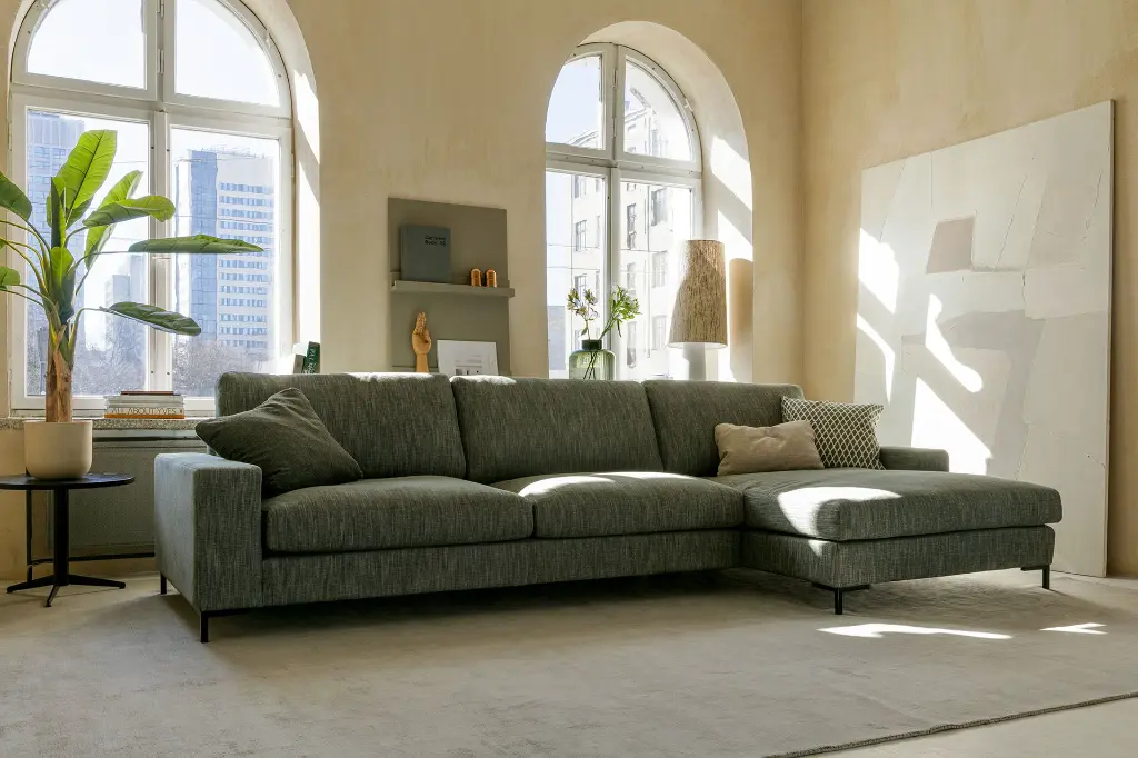 QUATTRO_interior_set2_nori_7_green_1.webp