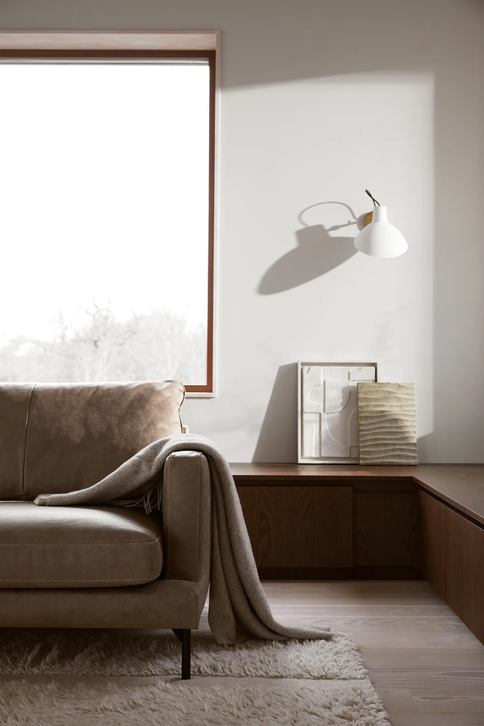 vilmers%2FPRODUCT_PHOTOS%2F1_SOFT_FURNITURE%2F1_1_SOFAS%2FINTERIOR_PHOTOS%2FAlvar%2FALVAR_210_VINTAGE_brown(5).webp