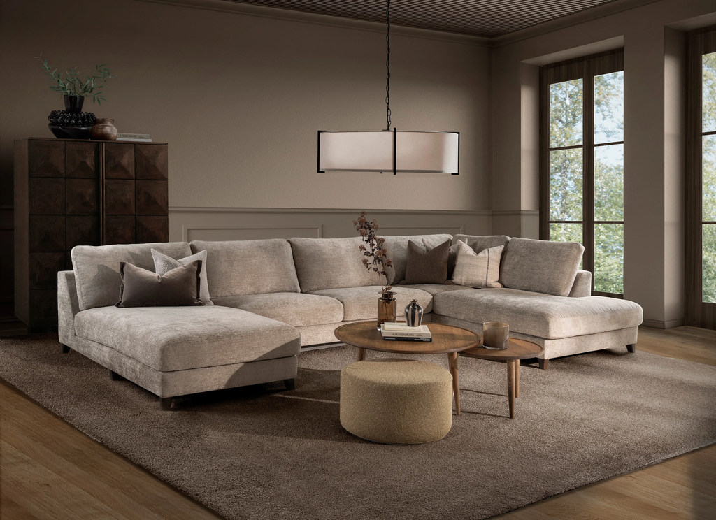 vilmers%2FPRODUCT_PHOTOS%2F1_SOFT_FURNITURE%2F1_1_SOFAS%2FINTERIOR_PHOTOS%2FLarvik%2FLARVIK_CH%2B3s%2BOC_ION_Pure%20cashmere(1).webp