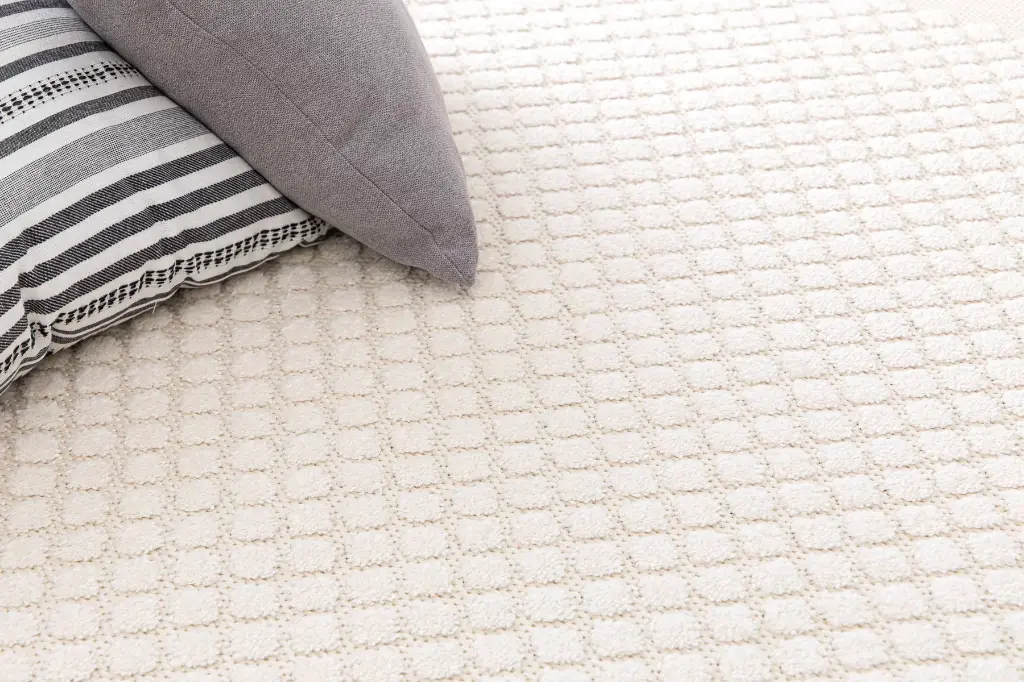 hexa_close3_1800x1200.webp