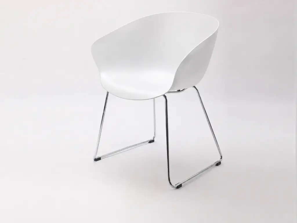 Nordoo TUB Chair II.  - szánkótalpas - enyhe felületi sérüléssel - outlet